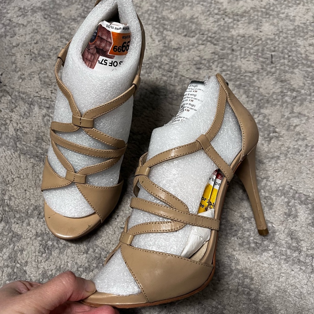 Michael Kors Gladiator Heels  5.5 Dress Beige Tan Cut Out Sexy Party New Year